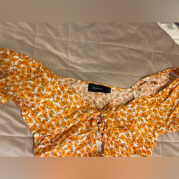 MinkPink Sun Valley mini Dress size L - Picture 5 of 5